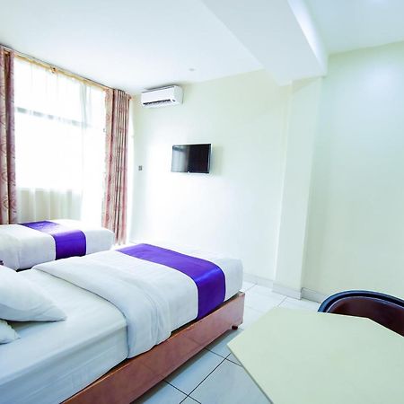 Hotel Ok Kampala Esterno foto