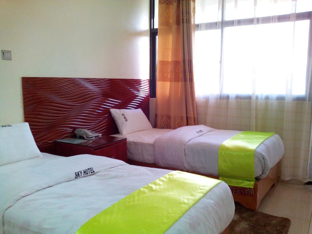 Hotel Ok Kampala Esterno foto