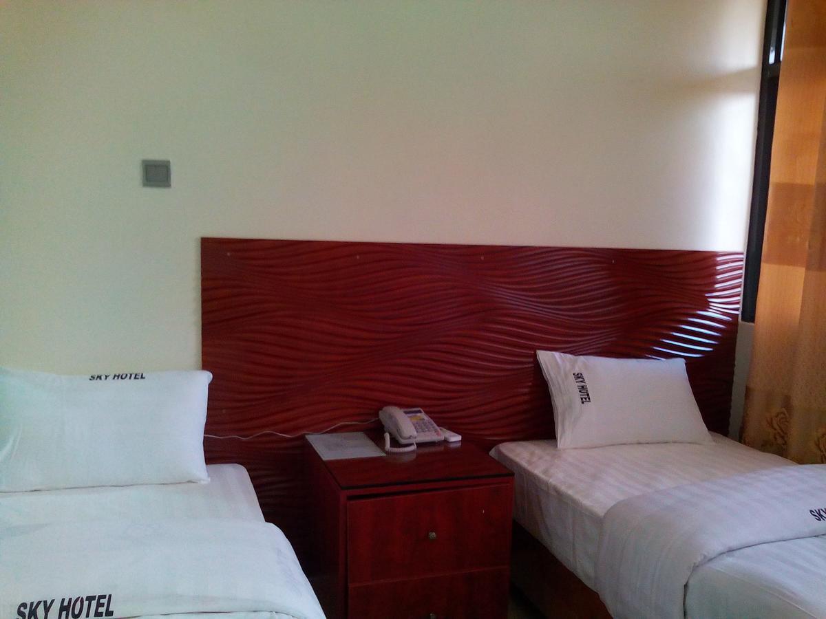 Hotel Ok Kampala Esterno foto