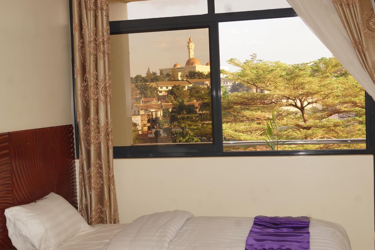 Hotel Ok Kampala Esterno foto
