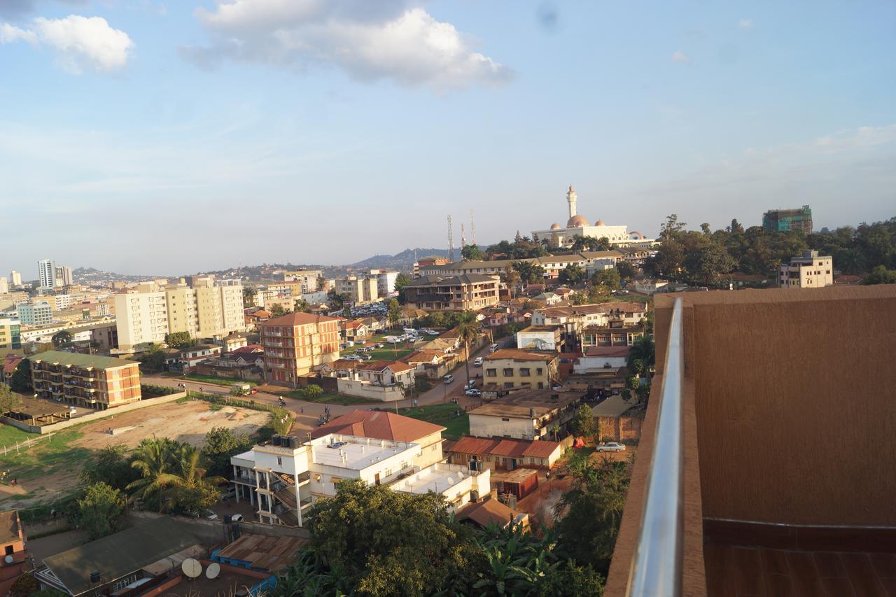 Hotel Ok Kampala Esterno foto