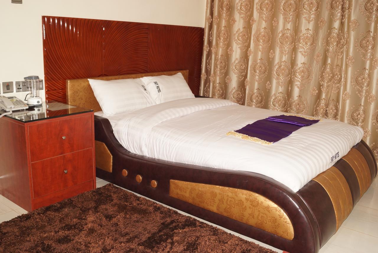 Hotel Ok Kampala Esterno foto