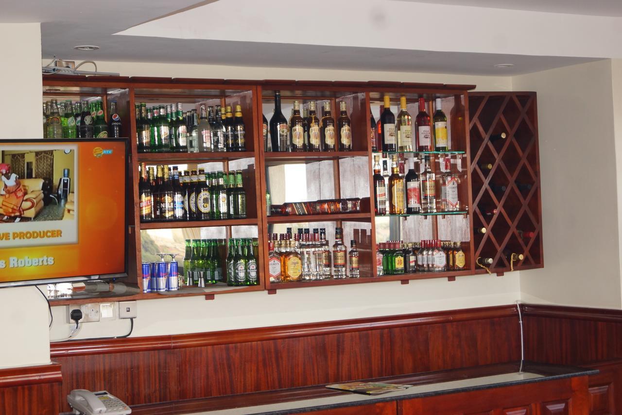 Hotel Ok Kampala Esterno foto