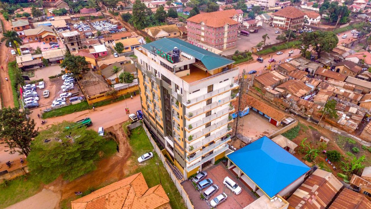 Hotel Ok Kampala Esterno foto