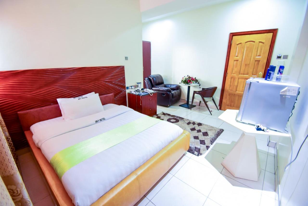 Hotel Ok Kampala Esterno foto