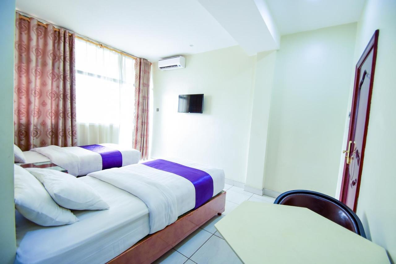 Hotel Ok Kampala Esterno foto