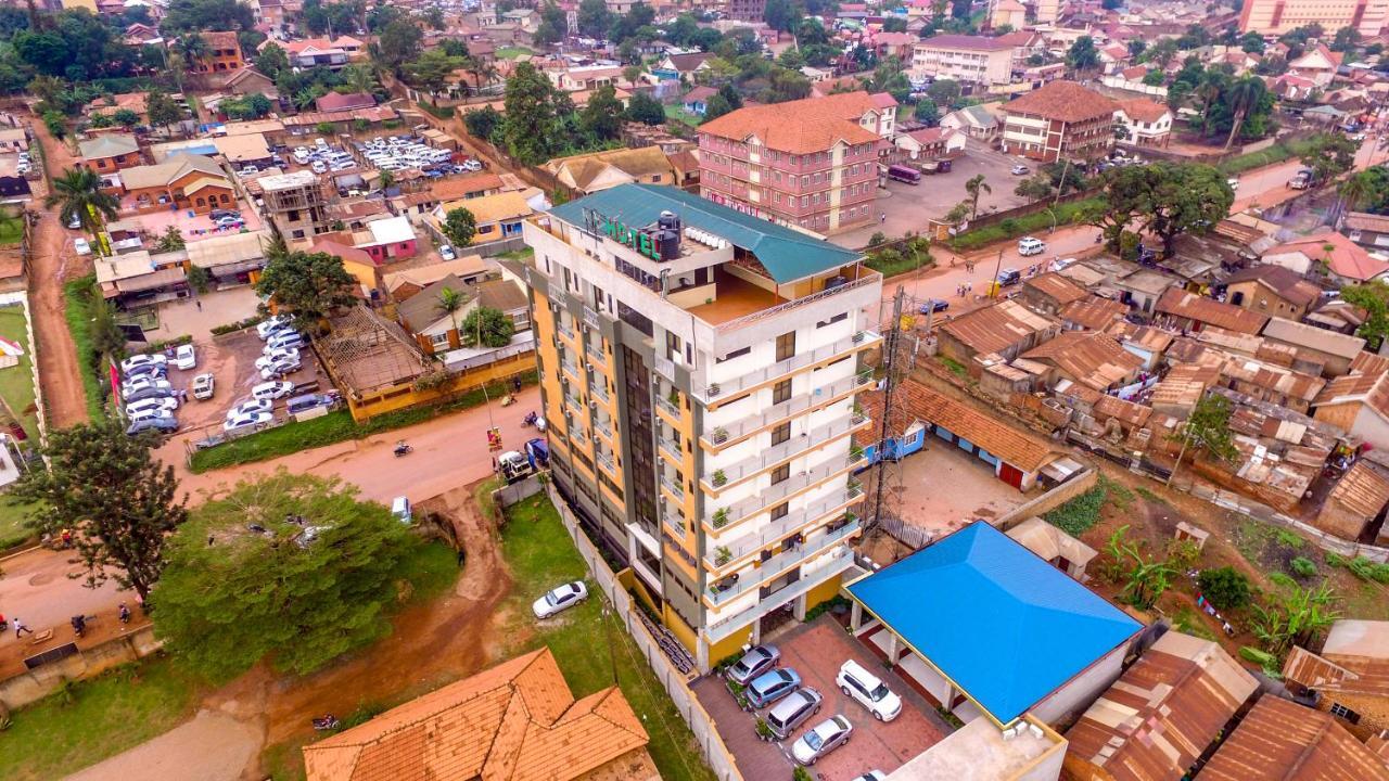 Hotel Ok Kampala Esterno foto