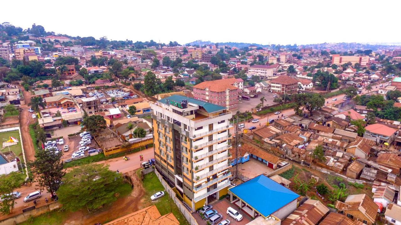 Hotel Ok Kampala Esterno foto